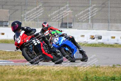 media/Mar-19-2022-Fastrack Riders (Sat) [[4e7522d738]]/Level 5 Race/Turn 9 Outside/